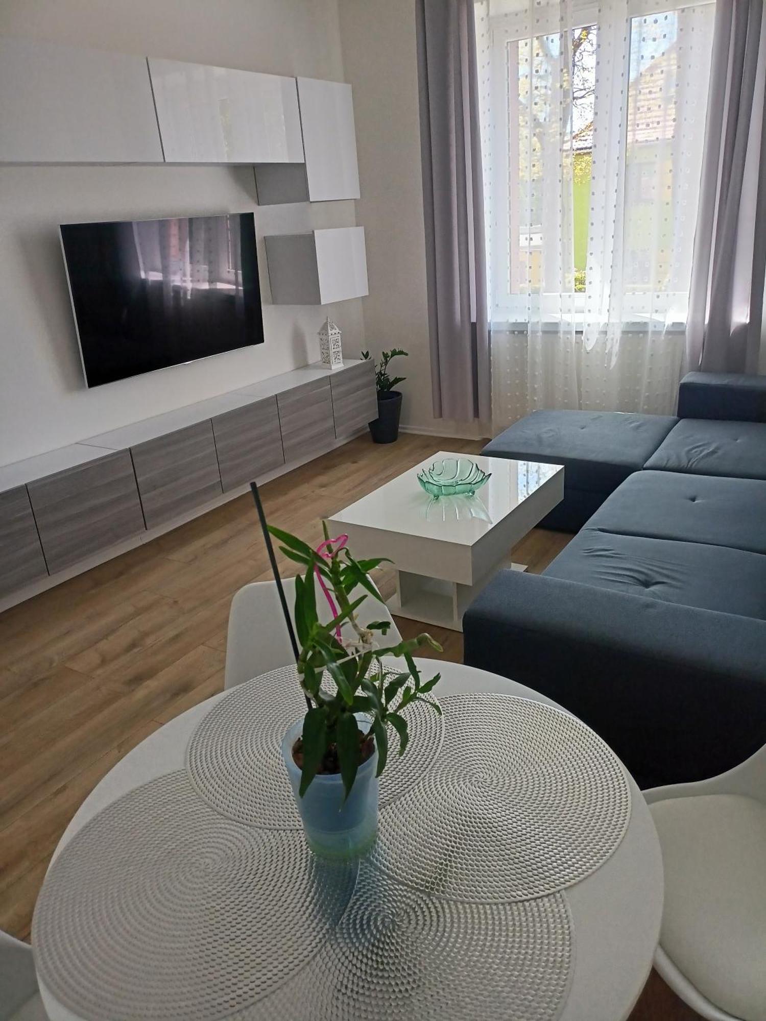 Apartament Slowackiego 41 Jelenia Góra Buitenkant foto